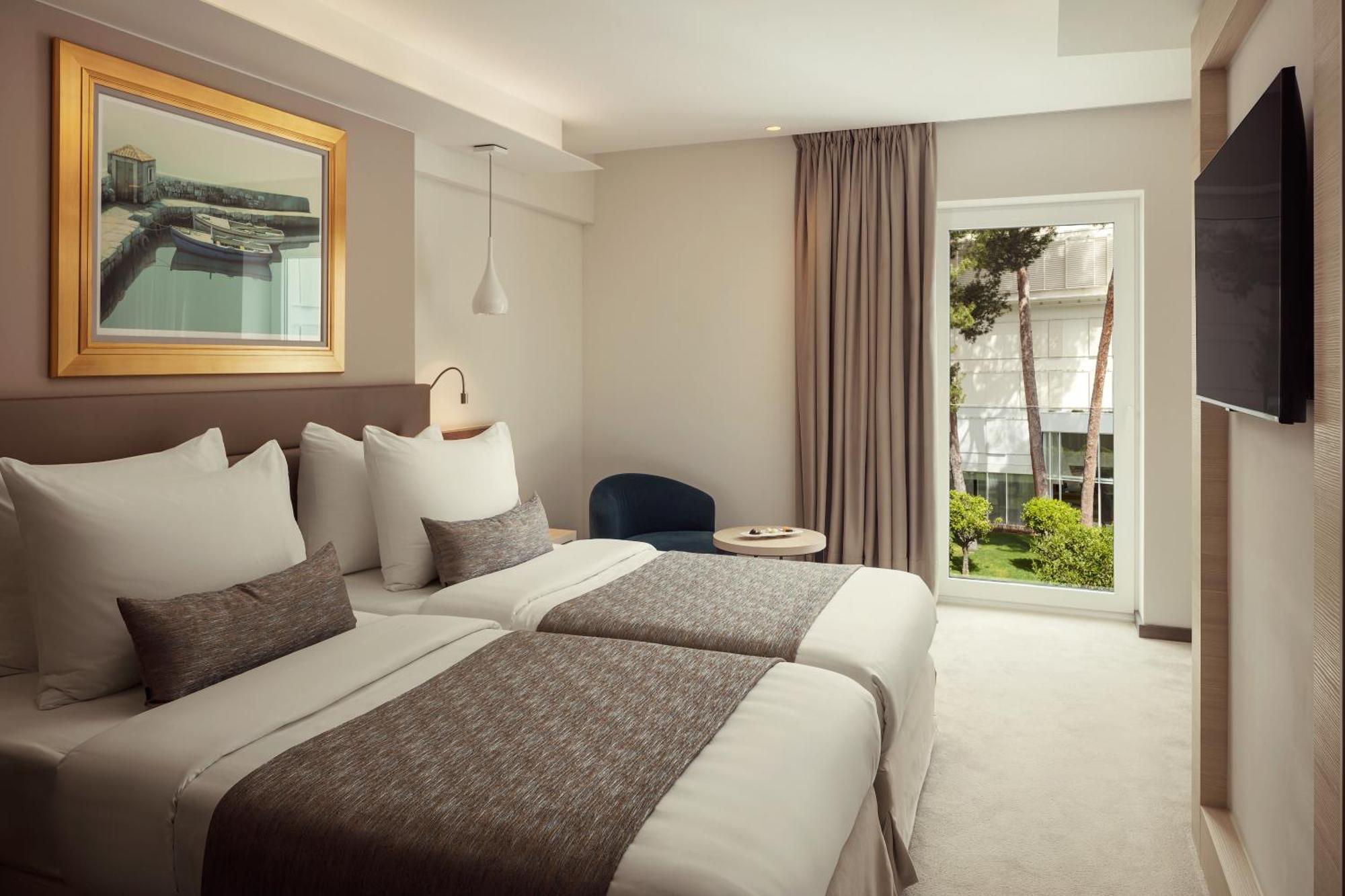 Hotel Bellevue 5*